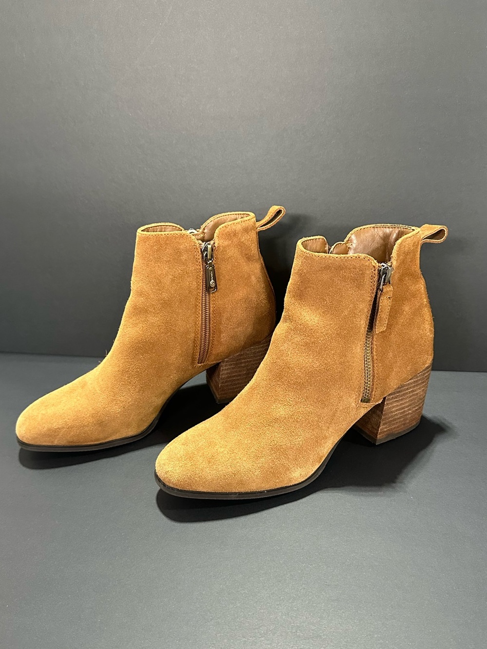Blondo Siena Waterproof Suede Ankle Booties Cognac Block Heel Size 9M